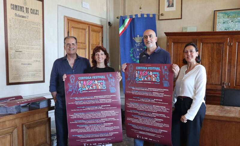 Ricotta, Labruzzo e Ciulla mostrano i manifesti del festival