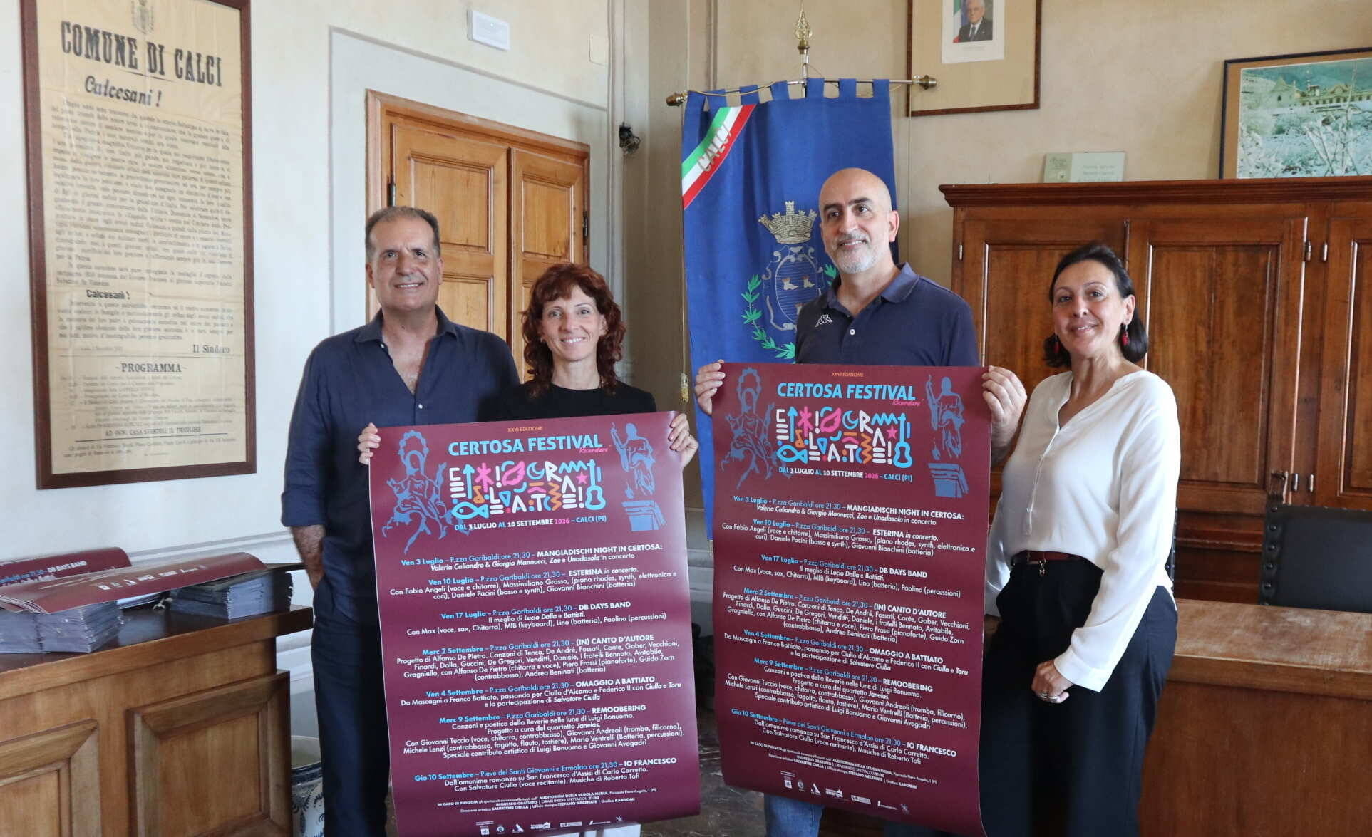 Ricotta, Labruzzo e Ciulla mostrano i manifesti del festival